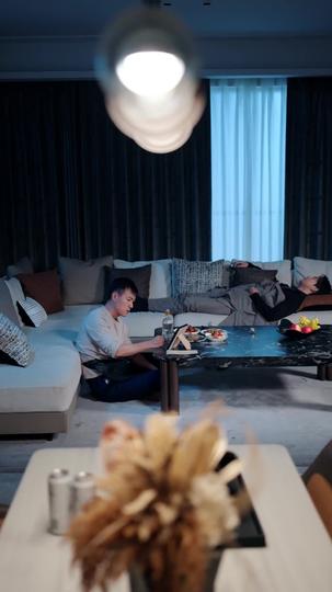 裝窮爸爸的千億守護 第8集