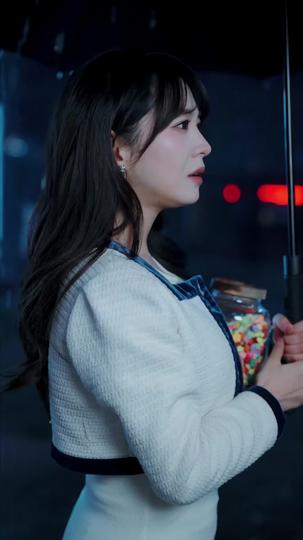 In Love, In Power, In Possession Episode 2