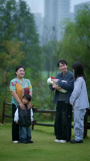 九爺，你馬甲前妻全能炸了！ 第8集