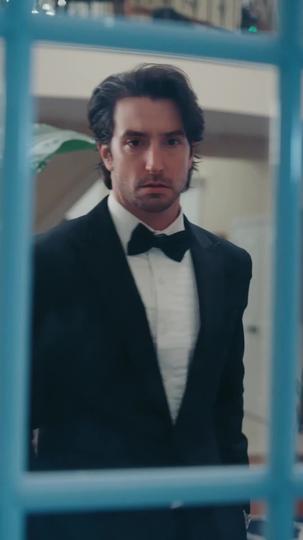 When He Finally Looked Back Episode 5