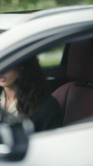 She Is Not Your Wife: Love Actually All Around Episode 2