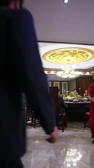 Konglomerat dari Masa Depan Episode 1