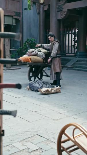 鏢行天下 ―最強剣神の無双譚―（吹き替え） 第 3 話