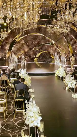 Diary of a Not-So-Perfect '80s Wife Episode 1