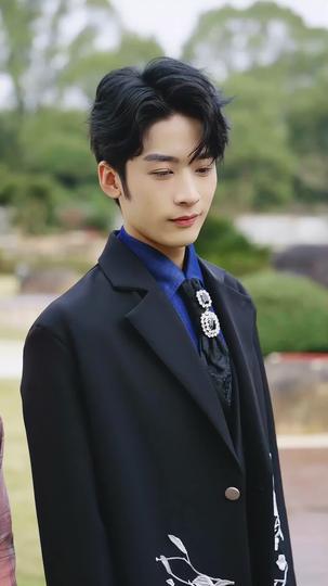 I Tied the Knot with My Cursebreaker Episode 5