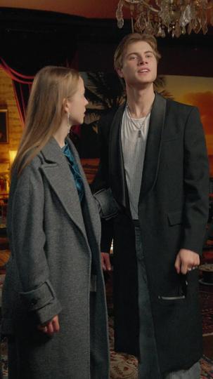 After the Divorce, the Heiress Takes It All Episode 8