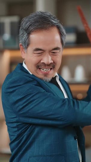 Urgente: Capturar o Pai Milionário (Dublado) 8Episódio