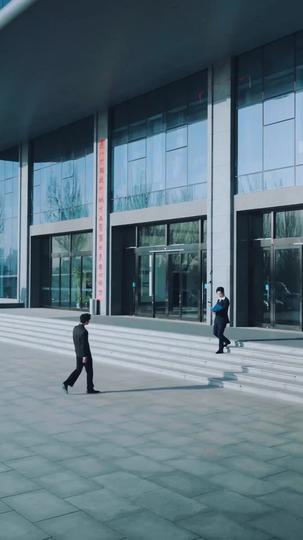 Joke on Her, Crown on Me Episode 6