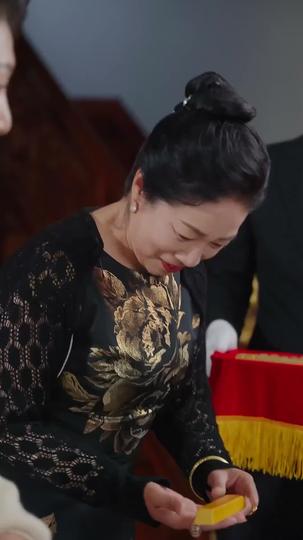 My Irresistible Assistant Is a Hidden Billionaire Episode 11