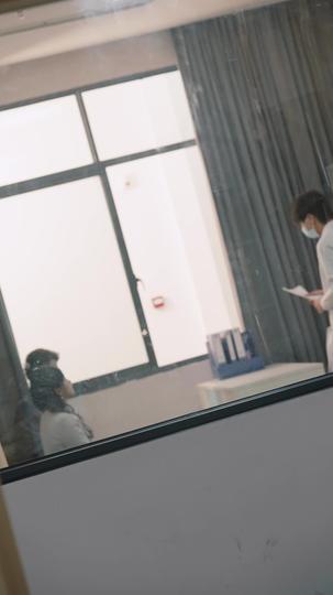 Trapped by the Tycoon's Love Episode 1
