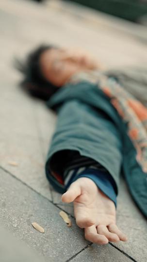 假少爷被赶回农村带妻儿逆袭 第2集