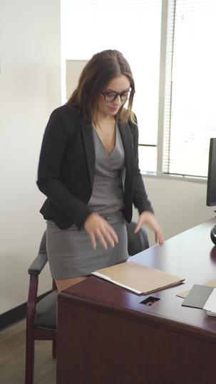 Mr. Williams' Mistaken Missus Episode 8