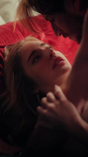 Renacida para amar al Rey Alfa Episodio 5