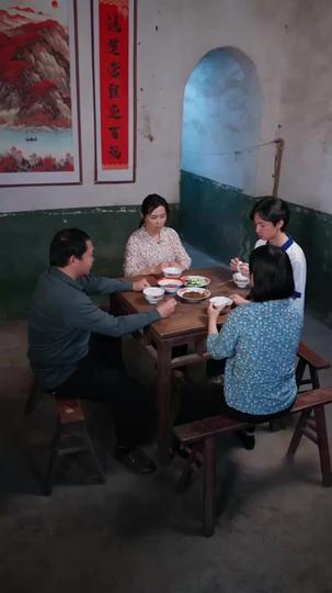 From the Countryside, With Claws Episode 1