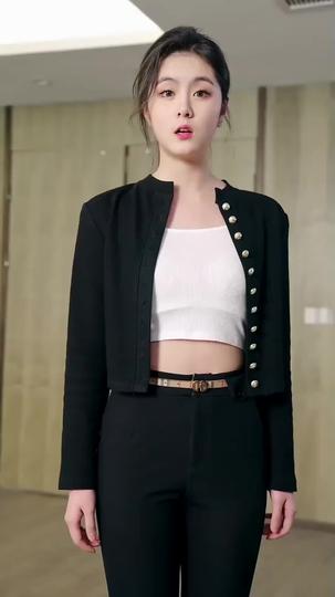 ヤバイ！秘書たちに囲まれた 第 8 話