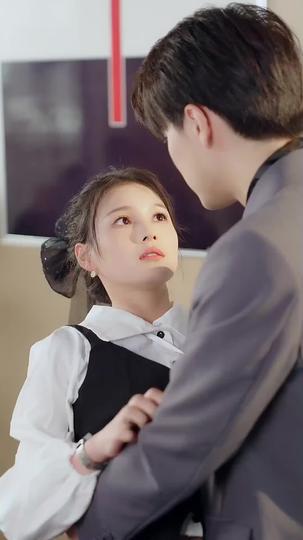 Mr. Holt, the New Intern Is Your Wife Episode 9