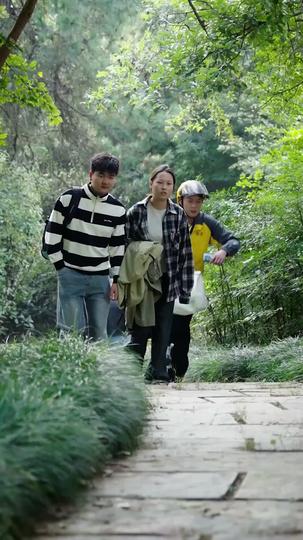 Tycoon in Disguise: Their Downfall Begins Episode 1