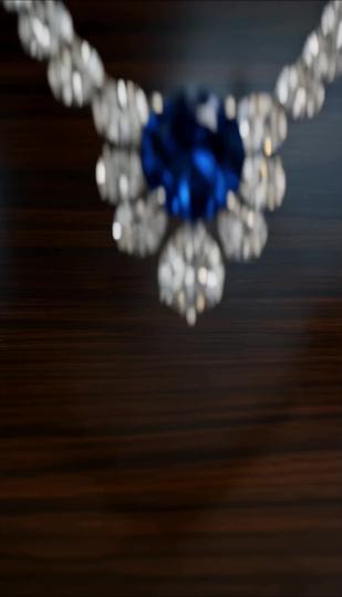 After the Divorce, He No Longer Hides His Identity Episode 5