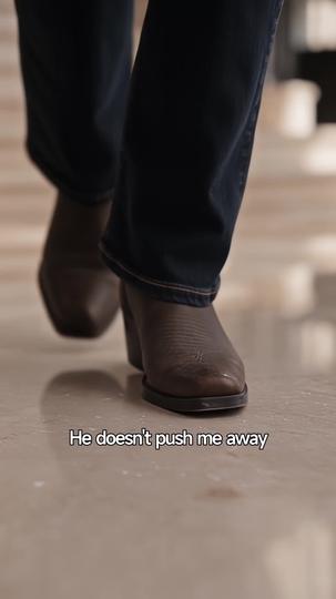 Three Billionaires Fall for a 50-Year-Old Janitor Episode 2