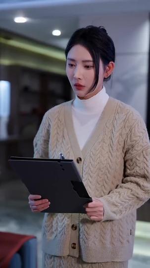 Divorced Yet Dazzling: The Disguised Heiress Episode 6