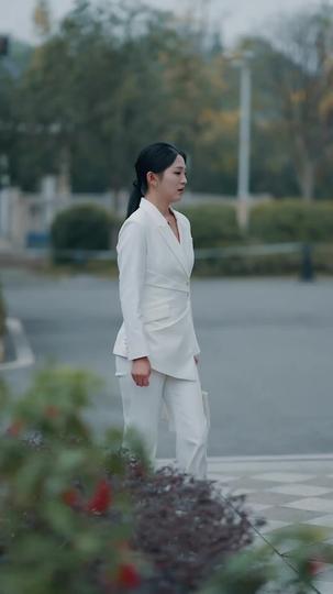 離婚後、裴社長は涙に暮れる 第 3 話