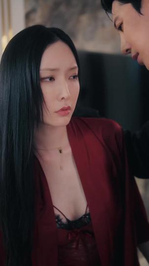 Trapped in Dangerous Liaisons Episode 8