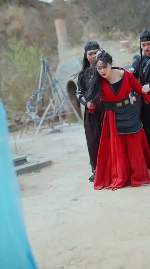 Três Golpes para Enterrar o Passado 7Episódio