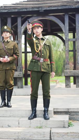Istri Cantik Kesayangan Militer Episode 11