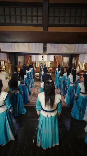 我只想苟着，系統偏讓我裝 第5集