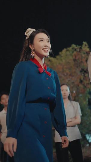 Weight Down, Heels Up, Crown On Episode 5