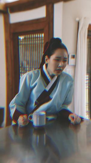Check-in to the Queen Episode 6