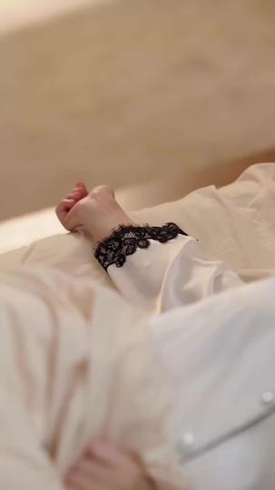 Pesona Istri Sang Penguasa Episode 6