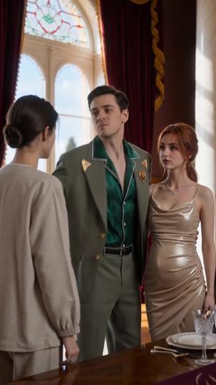 The Wife They Threw Away Came Back a Queen Episode 9