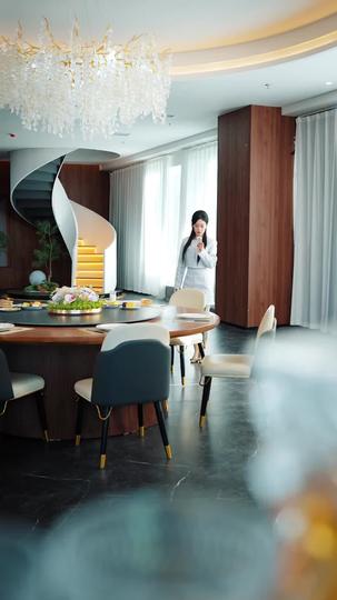 Out of Your Reach, Out of Your League Episode 3