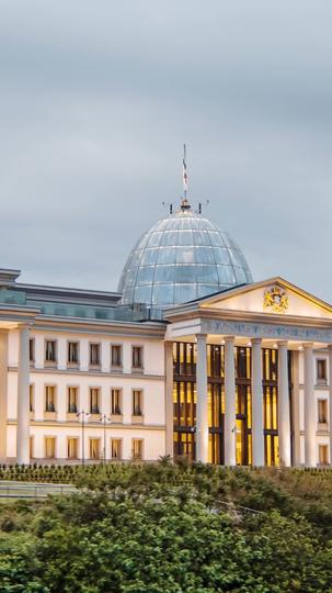 De la Celda a la Corona: El Regreso de la Dama Quintana Episodio 1