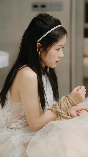 Love After Rebirth: Marrying My Ex's Uncle Episode 2