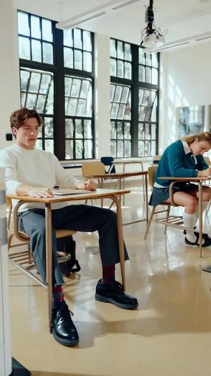 Scheinbeziehung mit meinem Erzfeind(Deutsch Synchronisiert)  11Folgen