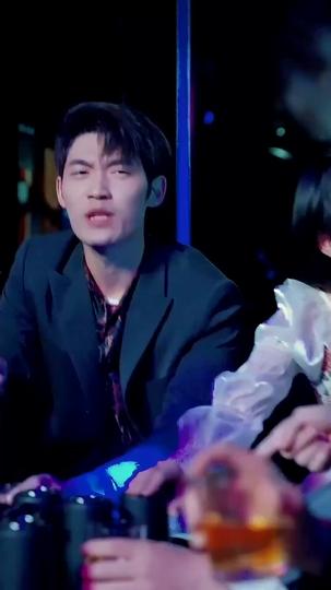 A Second Chance to Stand by Him Episode 8