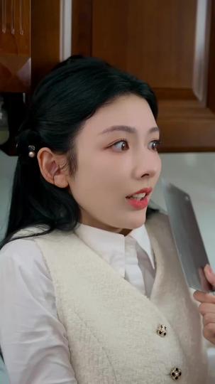 Shadows of the Past, Flames of the Heart Episode 9