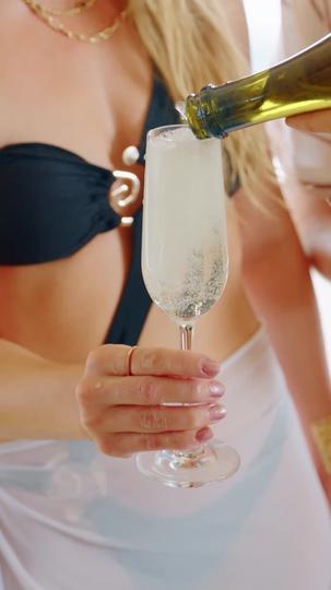 Reborn to Find I Am the Mogul's Lost Love Episode 9