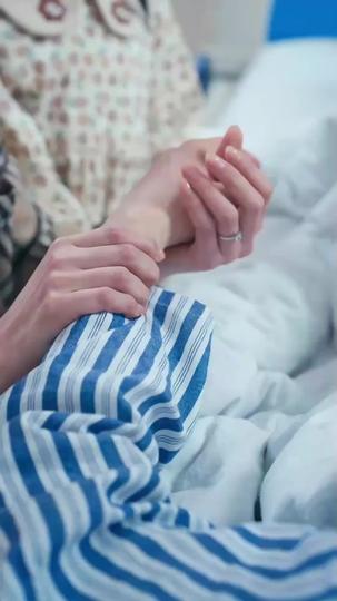 In Love's Name: The World at Her Side Episode 5