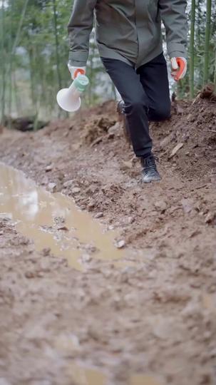 Lolos dari Jurang Kematian Episode 11