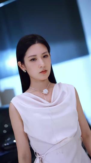 He Broke My Heart, So I Break His World Episode 6