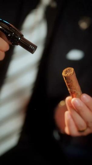 謊言飼養的玫瑰 第1集