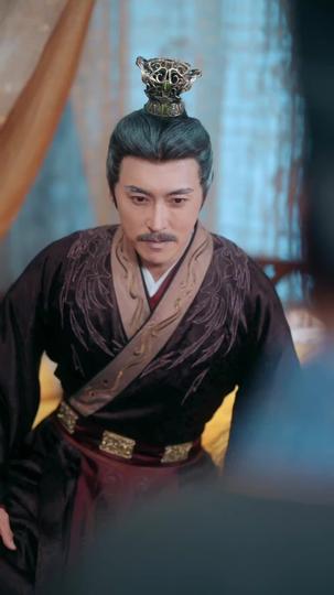 Crown in Hand, Foes at My Feet Episode 2