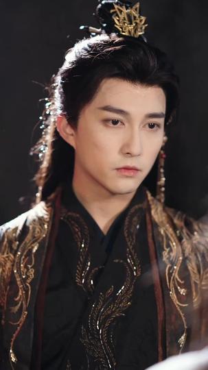 Her Fatal Return: From His Captive to His Empress Episode 4