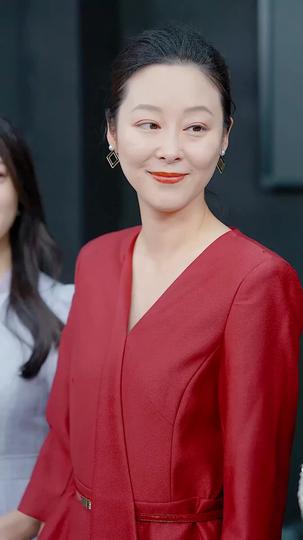 斷絕關系後,養女哭著叫爸爸 第8集