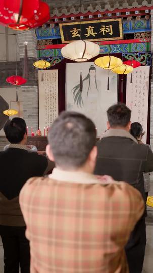 逃婚進山,撿個神仙老公 第4集