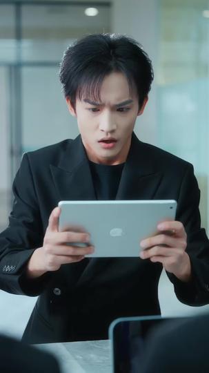 Red Carpet Lies, Blood-Stained Vows Episode 8