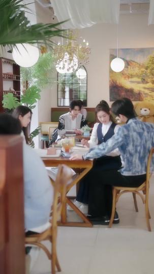 Bolsista de Ouro: Tudo é Negócio, Menos a Beleza  11Episódio